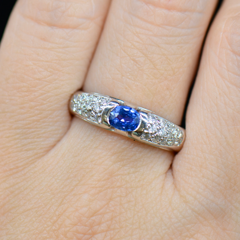 Cornflower Blue Sapphire & Diamond Pave Set Ring Band (1.15cts)