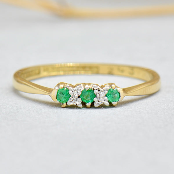Art deco 18ct Yellow Gold & Platinum Emerald Trilogy Engagement Ring