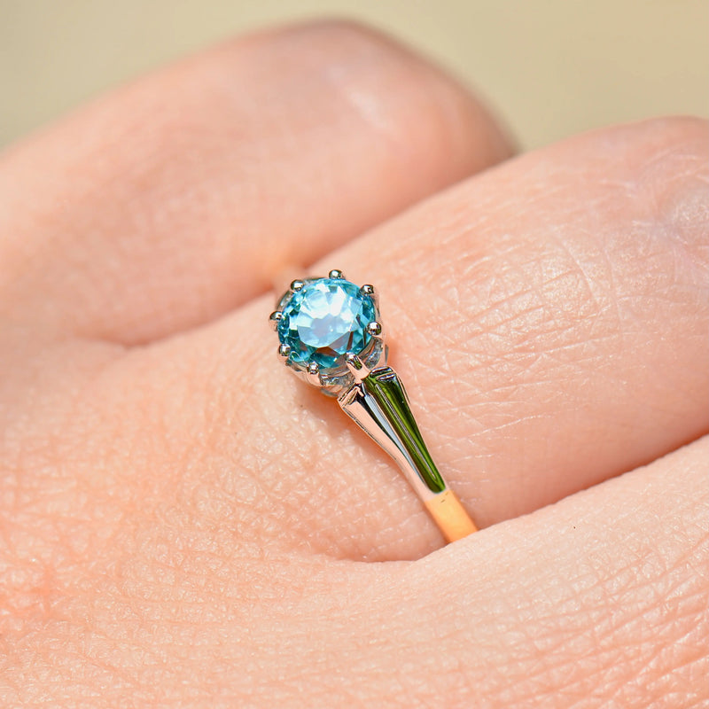 Deco Blue Zircon 18ct Yellow Gold & Platinum Solitaire Ring (0.81ct)