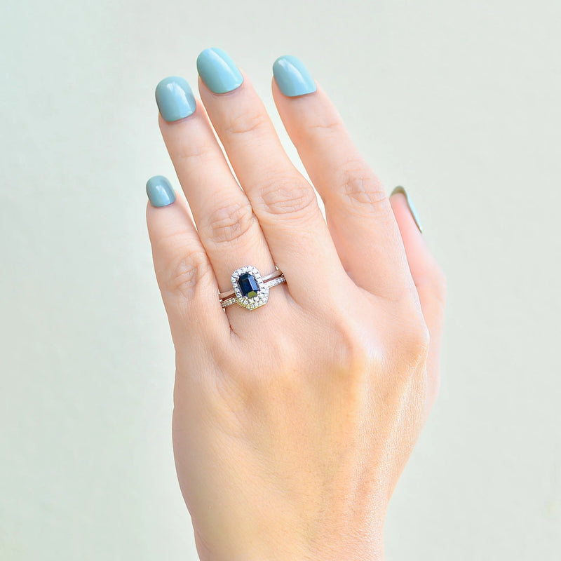 18ct White Gold Sapphire & Diamond Engagement Ring and Wedding Band Set
