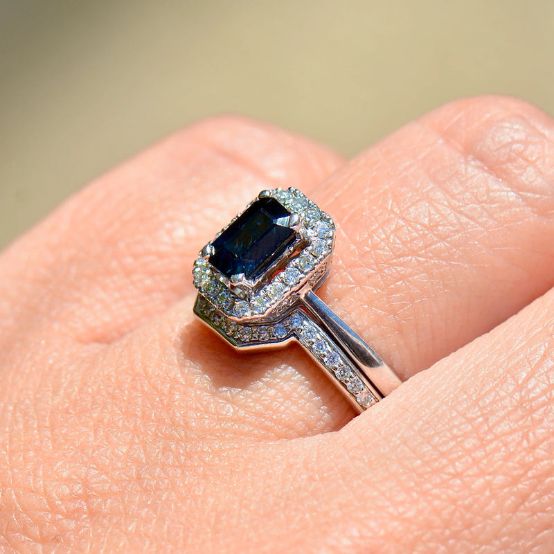 18ct White Gold Sapphire & Diamond Engagement Ring and Wedding Band Set