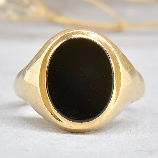 1970s 9ct Yellow Gold Onyx Signet Ring
