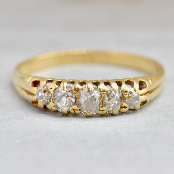 古董維多利亞 18K 黃金半圈老礦式切割鑽石戒指（0.64 克拉）