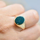 Vintage 1980s Bloodstone 9ct Yellow Gold Mens Oval Signet Ring