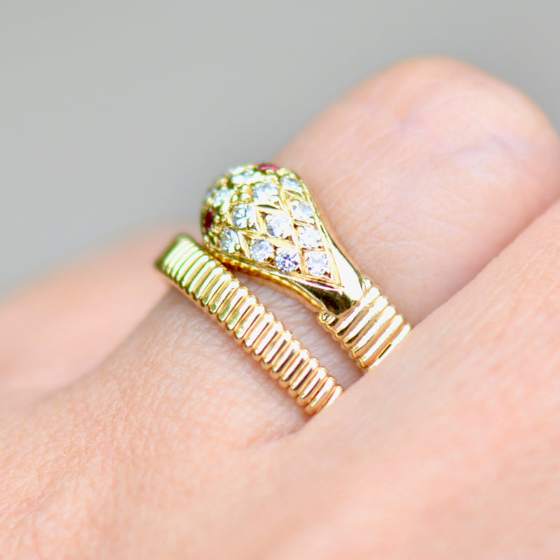 Vintage Ruby Eyes and Diamond Snake Serpent 18ct Yellow Gold Ring