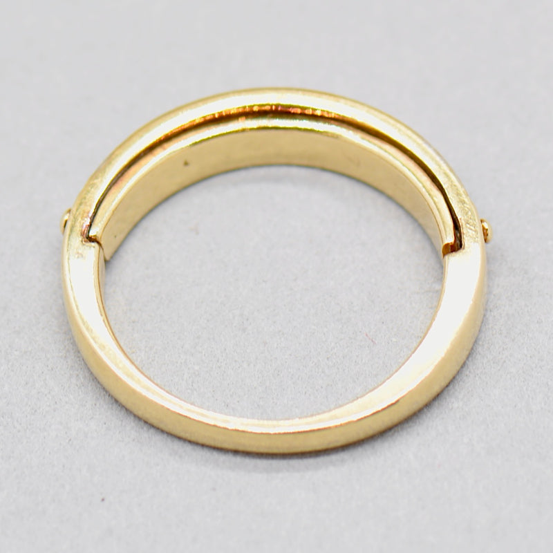 Vintage Hidden ‘I Love You’ Message Diamond Ring in 9ct Yellow Gold (0.10ct)