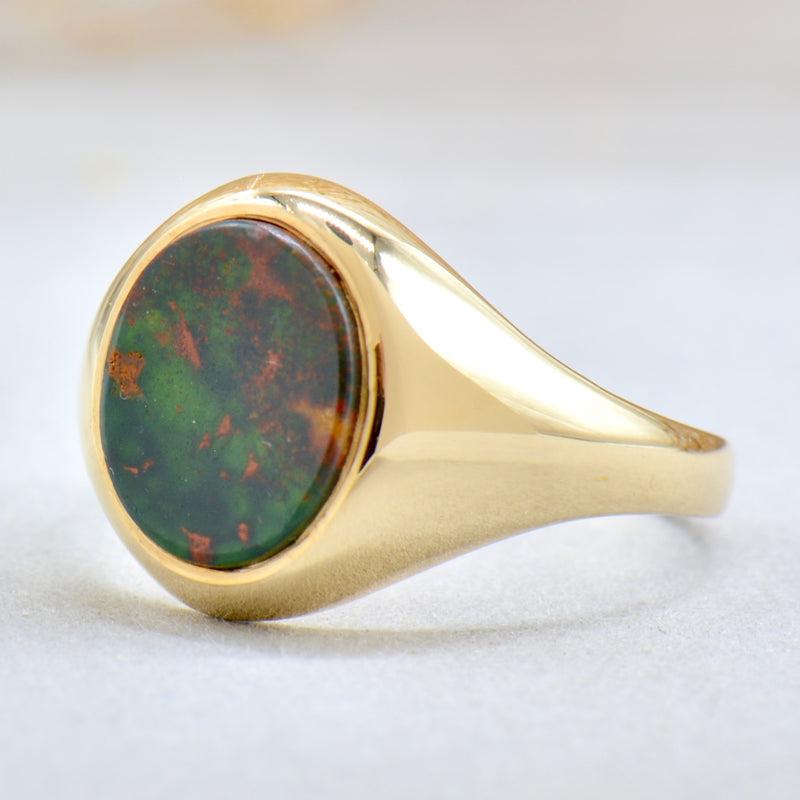 Vintage Oval Bloodstone 9CT Yellow Gold Mens Signet Ring