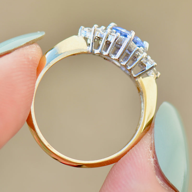 Vintage 1990s Cornflower Blue Sapphire and Diamond 18ct Yellow Gold Engagement Ring (0.85ct)