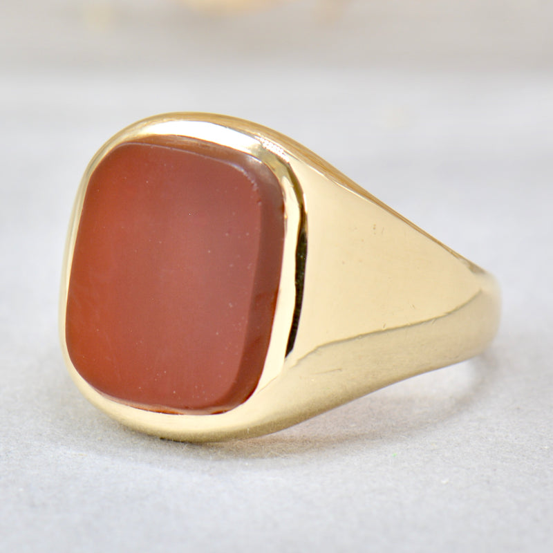 Vintage 1970s Carnelian 9ct Yellow Gold Signet Ring
