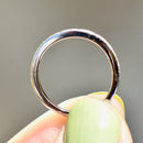 预留 - 装饰艺术 1930 年代/40 年代半永恒钻石及雕刻 18ct 白金和铂金戒指（0.35 克拉）