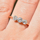 爱德华风格老式切割钻石 18ct 黄金和铂金三部曲订婚戒指（0.42ct）