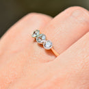 爱德华风格老式切割钻石 18ct 黄金和铂金三部曲订婚戒指（0.42ct）