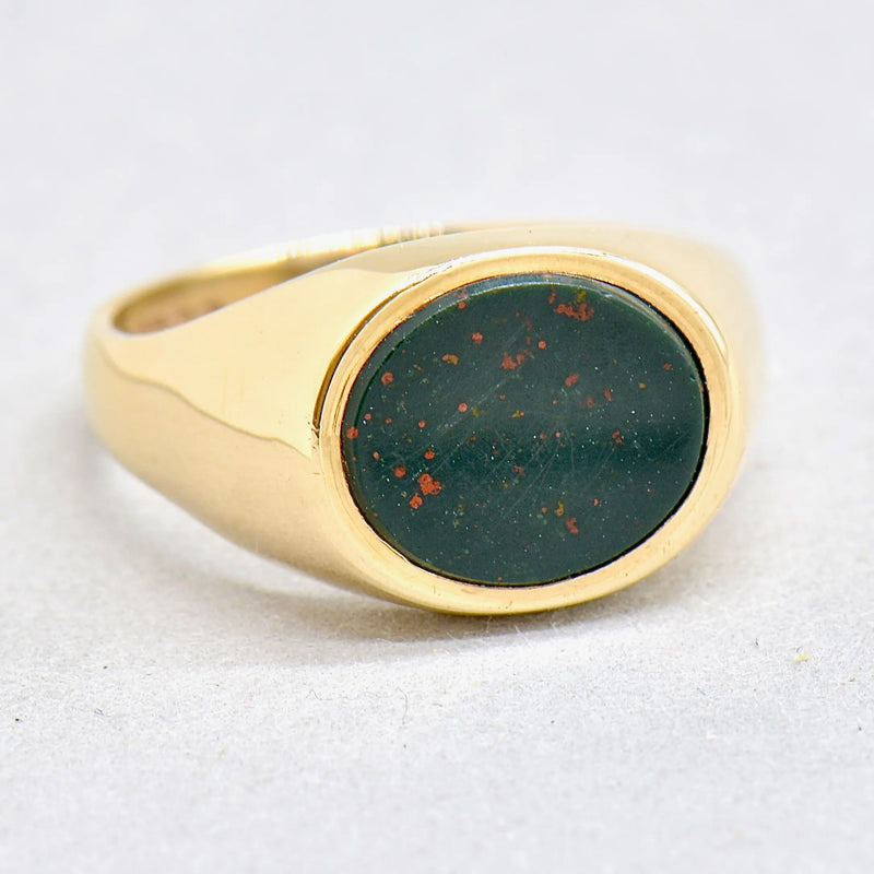 Vintage 1960s East-West Set Bloodstone 9ct Yellow Gold Signet Ring