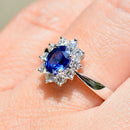 皇家蓝宝石和钻石 18ct 白金光环戒指（1.51cts）