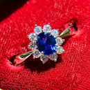 皇家蓝宝石和钻石 18ct 白金光环戒指（1.51cts）