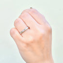 予約済み - 18カラット ホワイトゴールド 0.50カラット バゲット ダイヤモンド チャネルセット ハーフエタニティ スタッカブルバンド