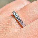 プラチナ 0.25カラット ダイヤモンド フラッシュセット ミルグレイン ハーフエタニティ スタッカブルバンド