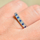 蓝宝石和钻石 18ct 白金半永恒可叠戴戒指（0.60 克拉）