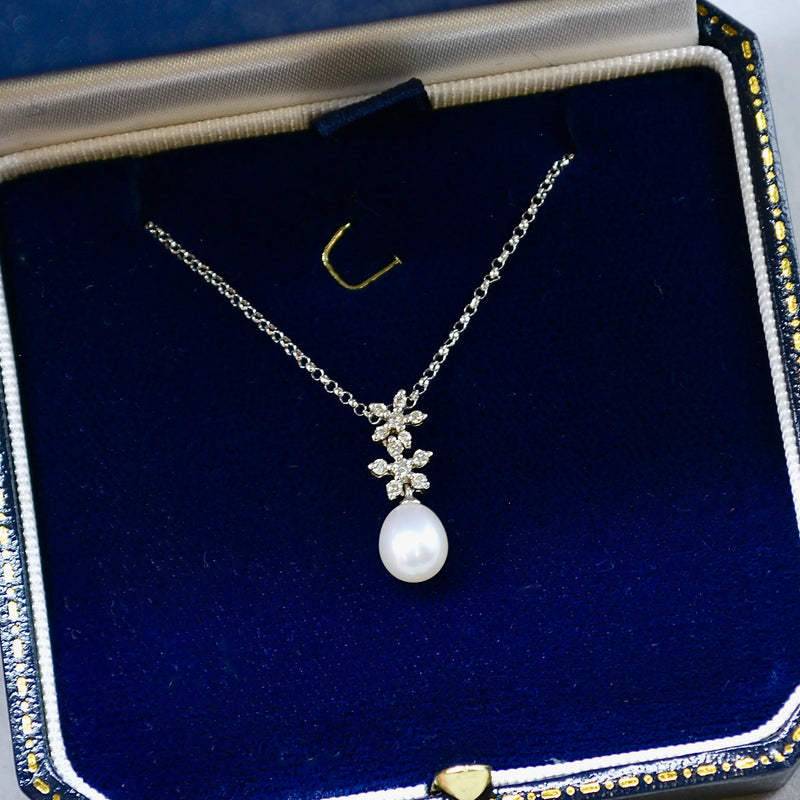 9ct White Gold Pearl & Diamond Snowflake Pendant Necklace