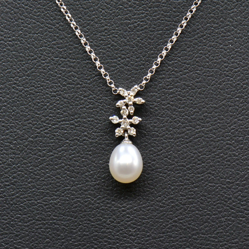 9ct White Gold Pearl & Diamond Snowflake Pendant Necklace