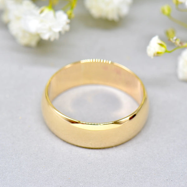 Vintage 1960s 9ct Yellow Gold 6.8mm Wide Traditional Court Standard Wedding Band