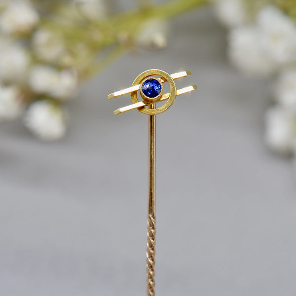 Vintage Old-Cut No Heat Blue Sapphire 15ct/9ct Yellow Gold Stick Pin/Lapel Pin/Tie Pin Boxed