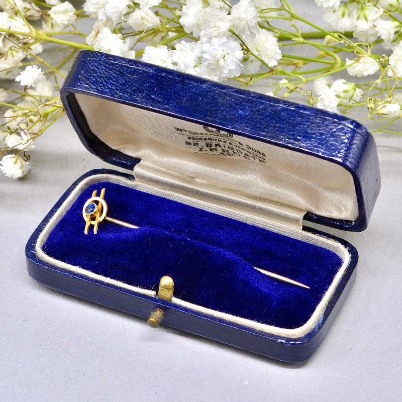 Vintage Old-Cut No Heat Blue Sapphire 15ct/9ct Yellow Gold Stick Pin/Lapel Pin/Tie Pin Boxed