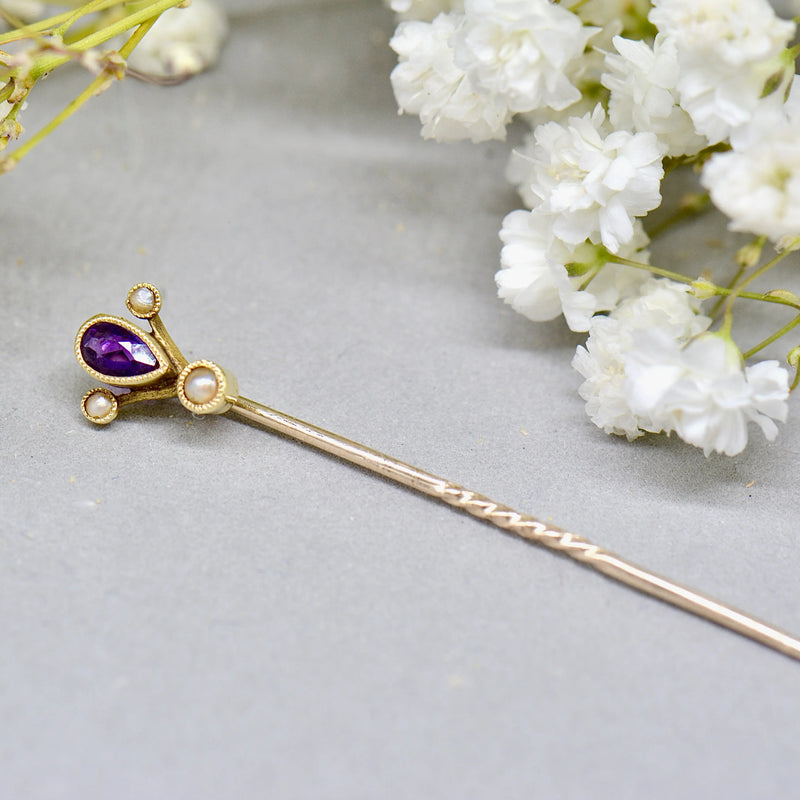 Victorian Purple Amethyst & Seed Pearl 15ct/9ct Yellow Gold Stick Pin/Lapel Pin/Tie Pin Boxed