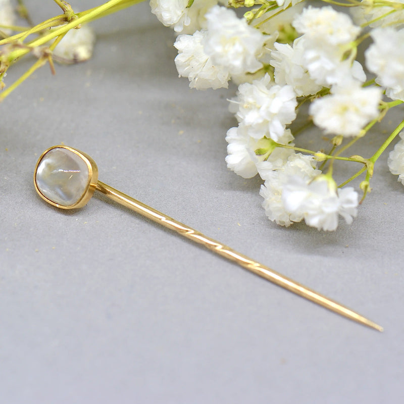 Antique Victorian 9ct Gold Moonstone Cabochon Stick Pin/Lapel Pin/Tie Pin