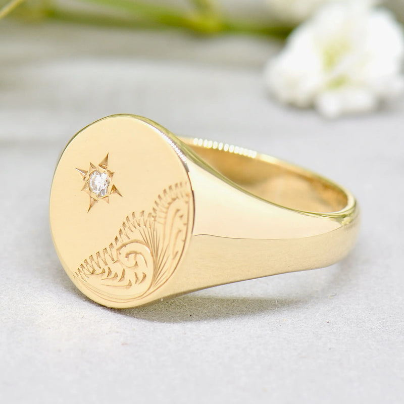 Vintage 1970s Diamond Star Signet Ring in 9ct Yellow Gold