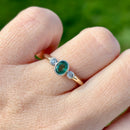 20世纪90年代复古款祖母绿钻石三石9K黄金戒指