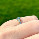 20世纪90年代复古款祖母绿钻石三石9K黄金戒指