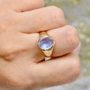 Vintage 9ct Yellow Gold Moonstone Signet Ring