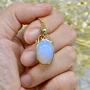 Vintage 1980s 9ct Yellow Gold Large Opal Pendant Necklace