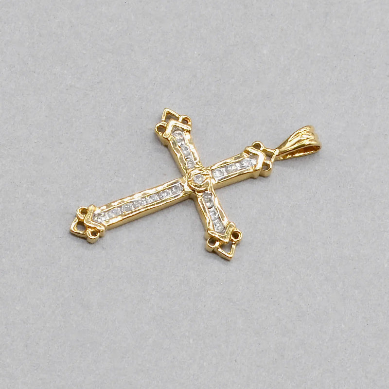 Vintage Diamond Cross Pendant in 9ct Yellow Gold (0.20ct)