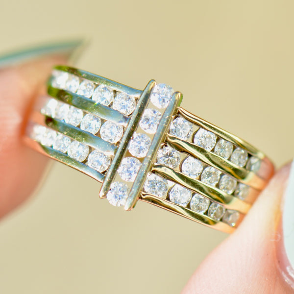 18ct Yellow Gold 1 Carat Diamond Ring (Canada Diavik Diamond)