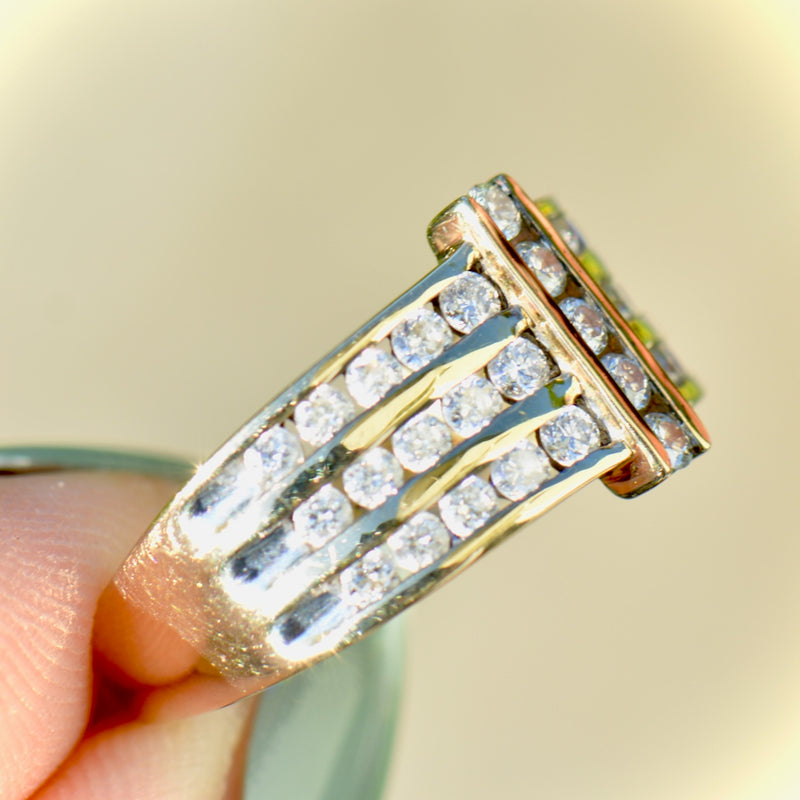 18ct Yellow Gold 1 Carat Diamond Ring (Canada Diavik Diamond)