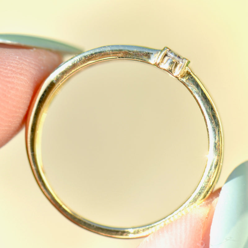 18ct Yellow Gold 1 Carat Diamond Ring (Canada Diavik Diamond)