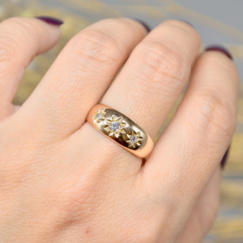 Antique Chester Hallmarked 1902 Trilogy Diamond Gypsy Set 18ct Yellow Gold Ring