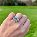 蓝色和白色钻石9K白金群镶戒指