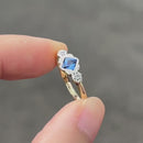 Art Deco Cornflower Blue Sapphire & Diamond Ring in 9ct Yellow Gold & Platinum, Circa 1930–40s