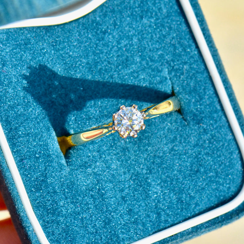 Vintage 18ct Yellow Gold Brilliant Cut Diamond Solitaire Engagement Ring(0.32ct)