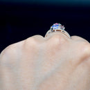 坦桑石、石榴石和碧玺多宝石 9 克拉白金海浪戒指