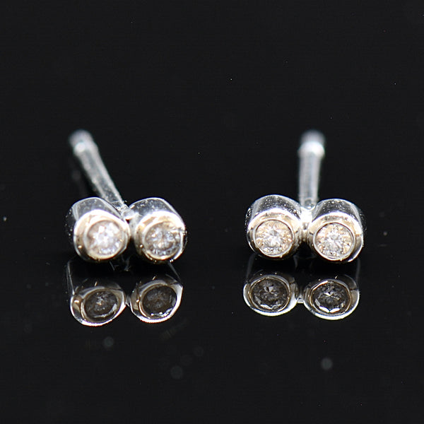 18CT White Gold Tiny Bubble Dual Double Diamond Stud Earrings