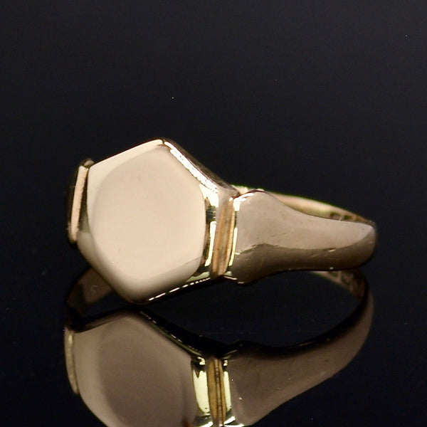 Art Deco 9CT Gold Hexagonal Signet Ring